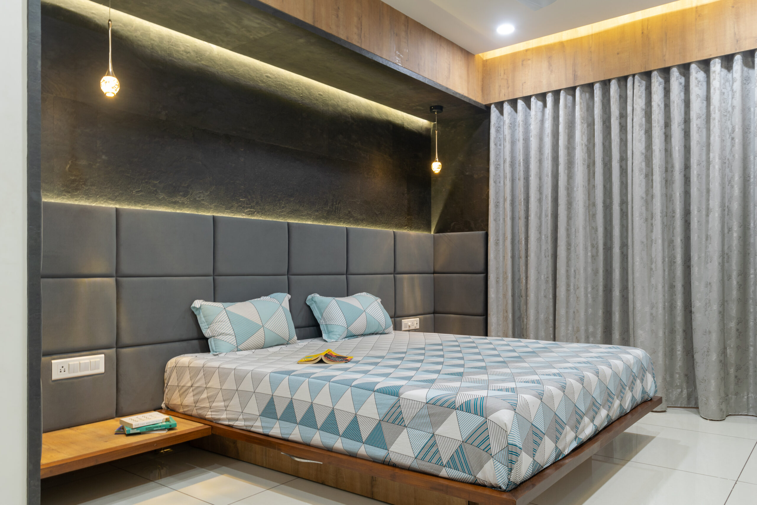 simple and bold bedroom design